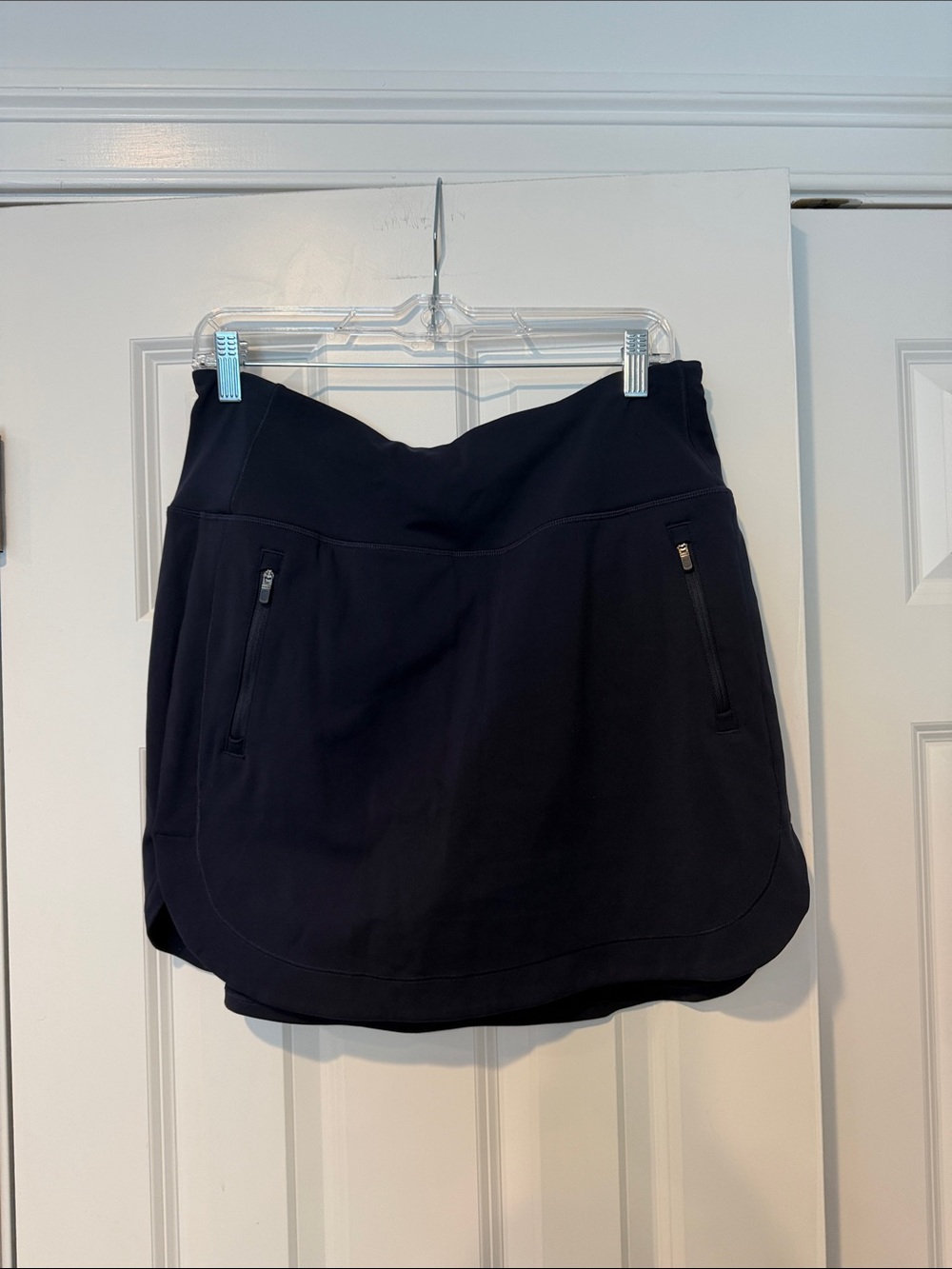 ATHLETA Fairway Golf Skort (L)